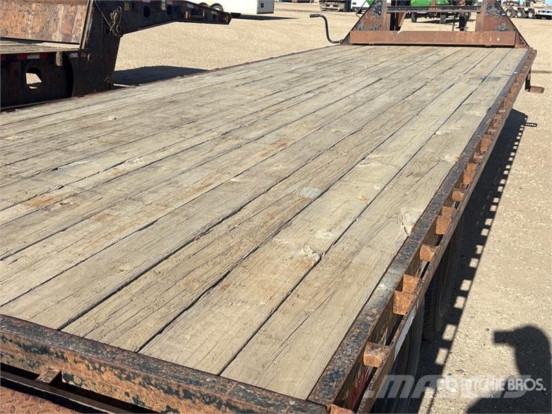 Load Trail 30 ft T/A Gooseneck Equipment Trailer Maschinetransporter