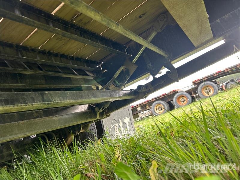 Load Trail 32 ft T/A Gooseneck Tilt Deck Trailer Niski utovarivači