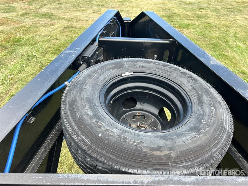 Load Trail 32 ft T/A Gooseneck Tilt Deck Trailer Niski utovarivači