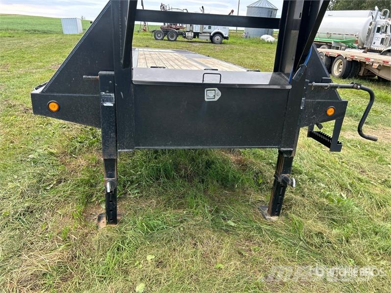 Load Trail 32 ft T/A Gooseneck Tilt Deck Trailer Niski utovarivači