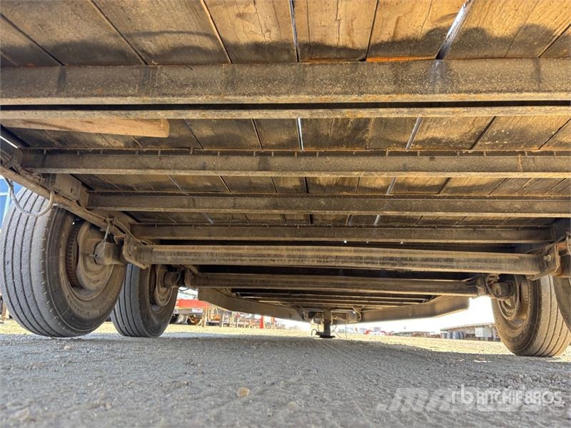 Load Trail CC8018072 18 ft T/A Equipment Trailer Maschinetransporter