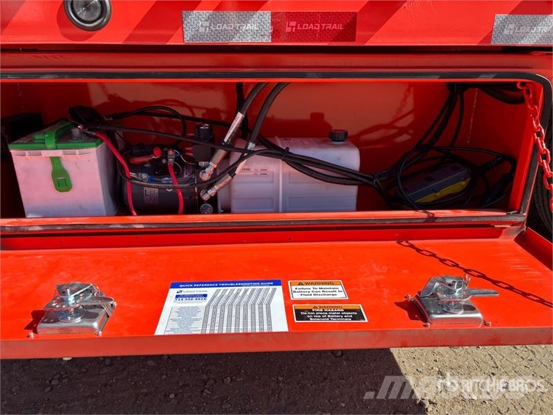 Load Trail GL302 30 ft T/A Gooseneck Hydraulic Tail Trailer ( لوادر منخفضة