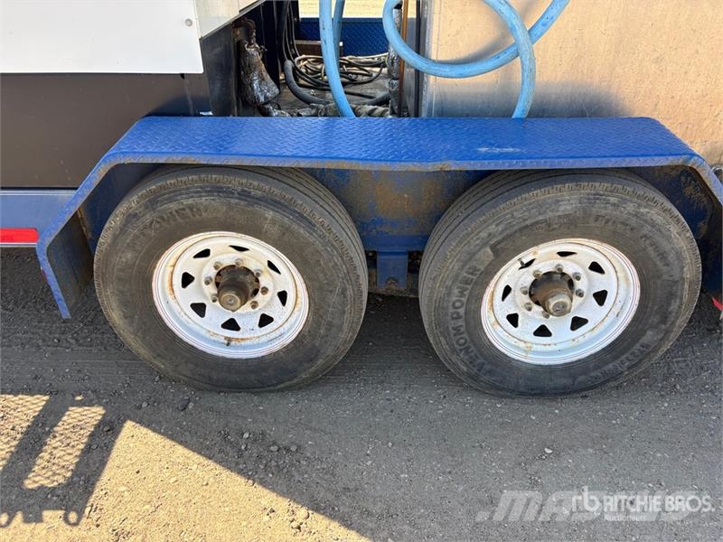 Load Trail T/A 26 ft Combo Unit Other trailers