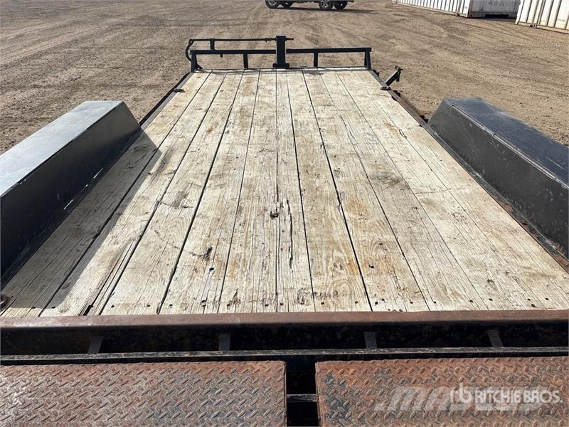  Load Trailer 18 ft T/A Equipment Trailer مقطورات مركبات نقل