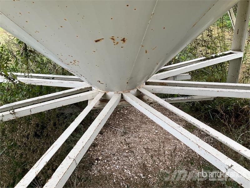 Lode King +/- 2000 bu Hopper Grain Bin Агрегати/машини за обработка и съхранение на зърно - Други