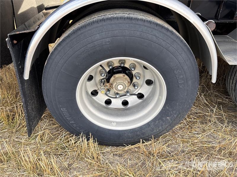 Lode King 28 ft Tri/A Super B-Train Lead Grain Trailer Getreideanhänger