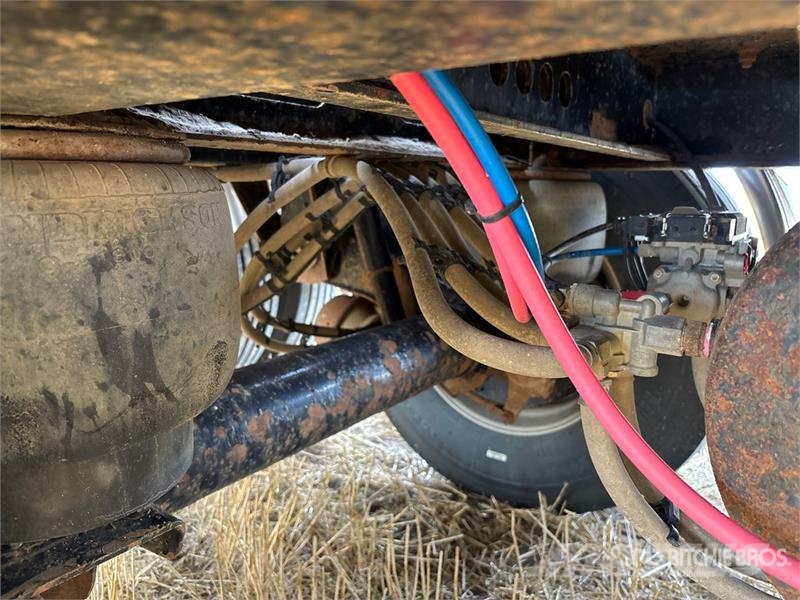 Lode King 28 ft Tri/A Super B-Train Lead Grain Trailer Getreideanhänger