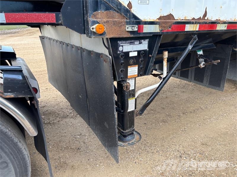 Lode King 30 ft Super B-Train Pup Belly Grain Trailer Remorci pentru cereale / siloz