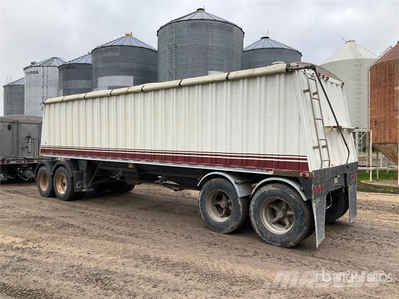 Lode King 30 ft T/A Grain Trailer مقطورة حبوب