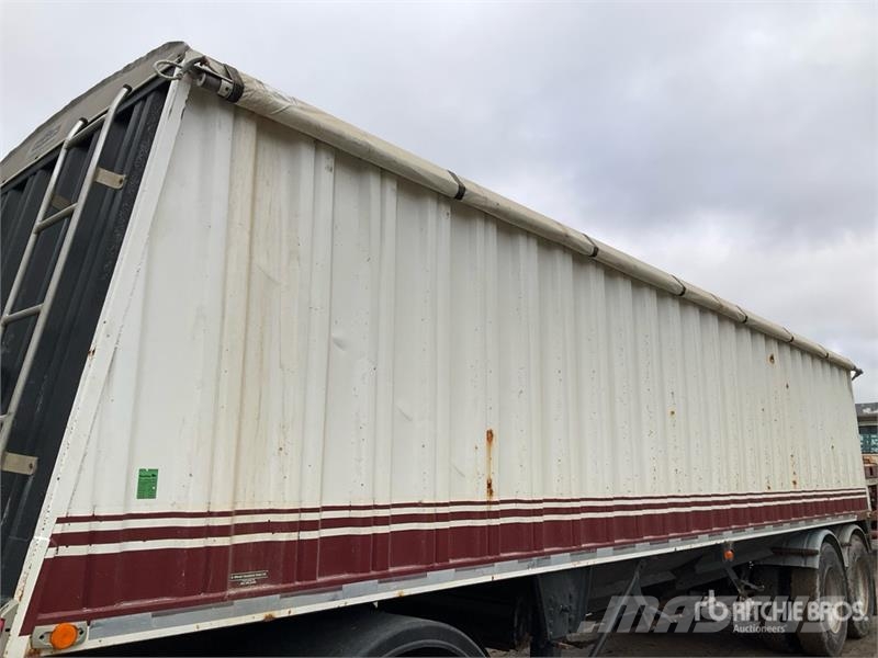 Lode King 30 ft T/A Grain Trailer مقطورة حبوب