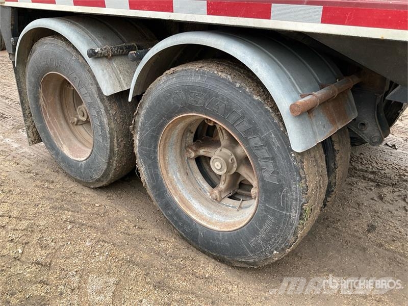 Lode King 30 ft T/A Grain Trailer مقطورة حبوب