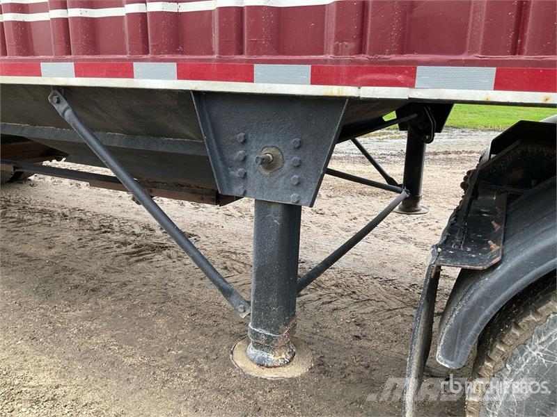 Lode King 30 ft T/A Grain Trailer مقطورة حبوب