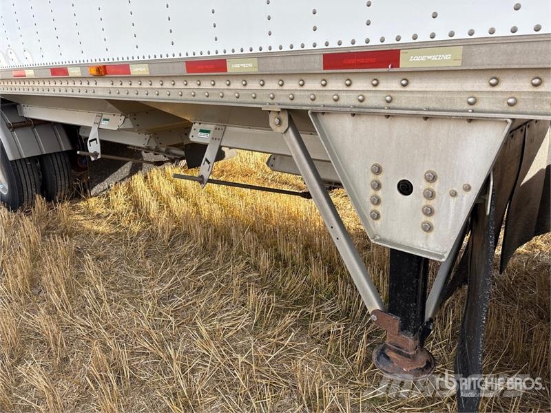 Lode King 30 ft T/A Super B-Train Pup Grain Trailer Transbordeur