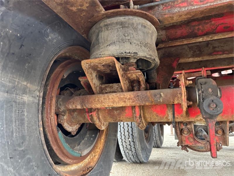 Lode King 32 ft Super B-Train Lead Flatbed Trailer مقطوروات مسطحة/مفصلية الجوانب