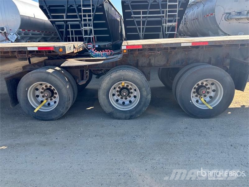 Lode King 32 ft Super B-Train Lead Flatbed Trailer Vlakke laadvloer