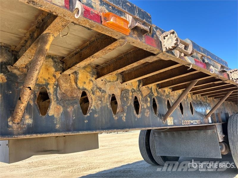 Lode King 32 ft Super B-Train Flatbed Trailer Причепи-платформи/бокове розвантаження