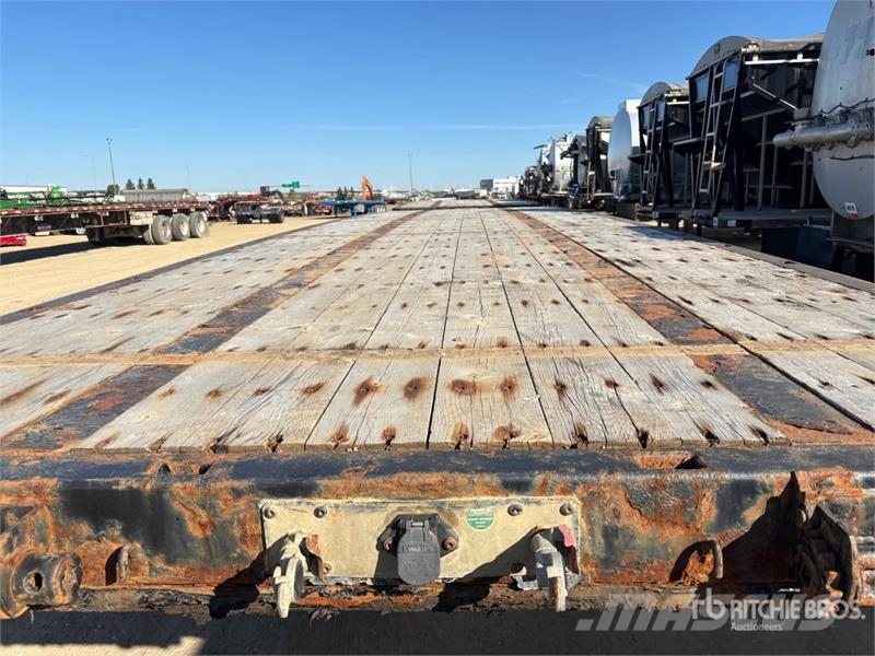 Lode King 32 ft Super B-Train Lead Flatbed Trailer Vlakke laadvloer