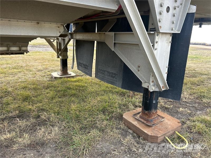 Lode King 45 ft Tri/A Grain Trailer Getreideanhänger