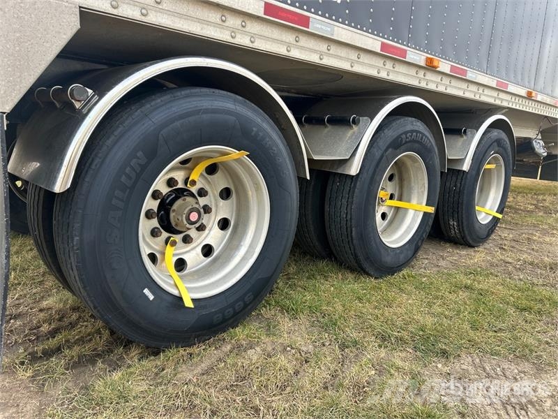 Lode King 45 ft Tri/A Grain Trailer Getreideanhänger