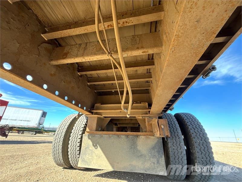Lode King 48 ft Tri/A Flatbed Trailer Planhengere