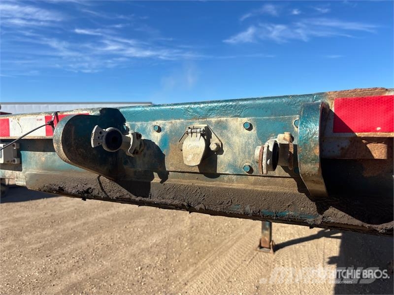 Lode King 48 ft Tri/A Flatbed Trailer Planhengere