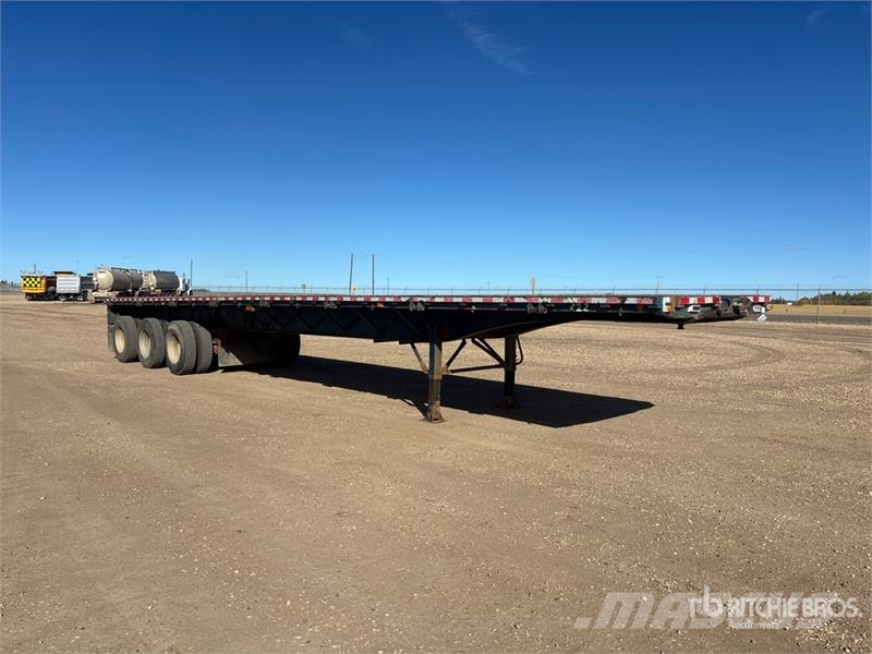 Lode King 48 ft Tri/A Flatbed Trailer Planhengere