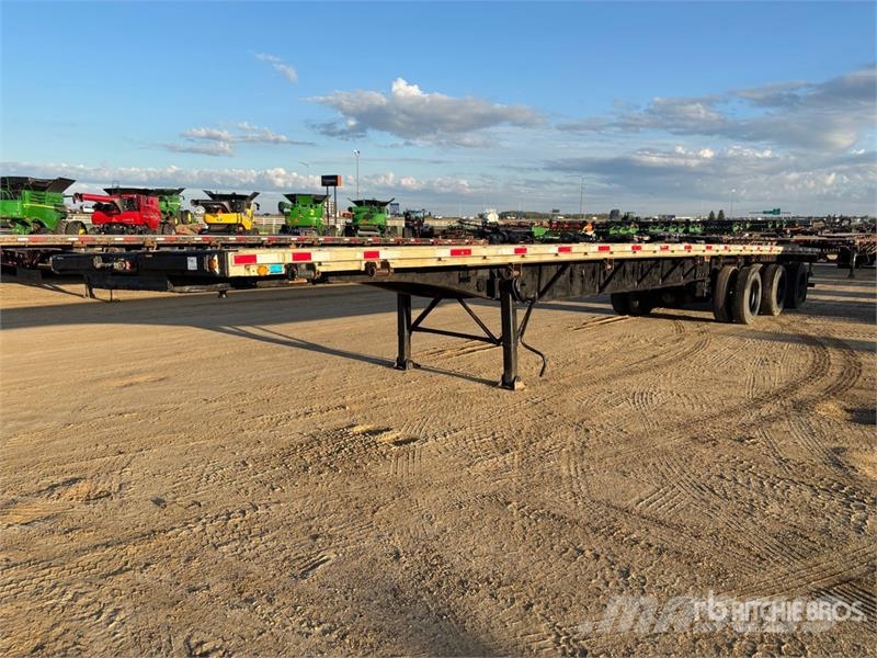 Lode King 53 ft Tri/A Flatbed Trailer Valníky