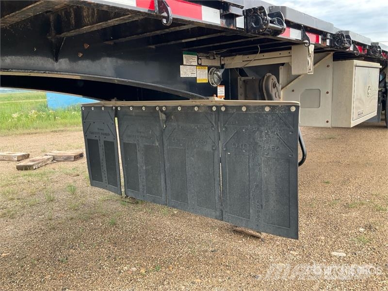 Lode King 53 ft Tri/A Flatbed Trailer Valníky