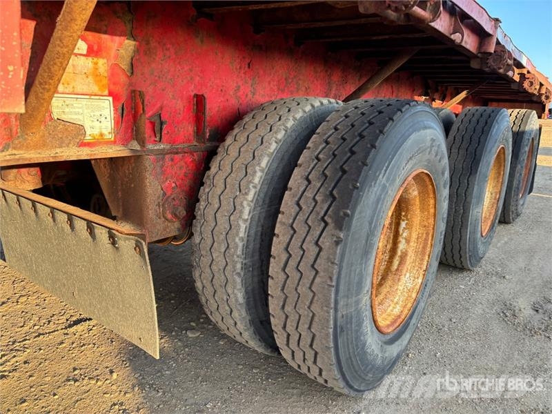 Lode King 53 ft Tri/A Flatbed Trailer Planhengere