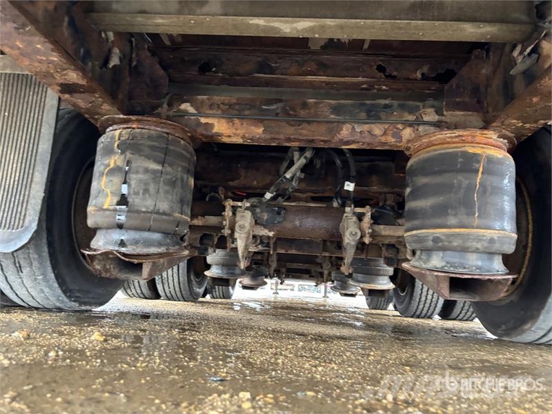Lode King 53 ft Tri/A Step Deck Trailer (Inoperable) Low loaders