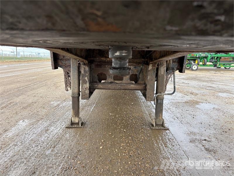 Lode King 53 ft Tri/A Step Deck Trailer Low loaders