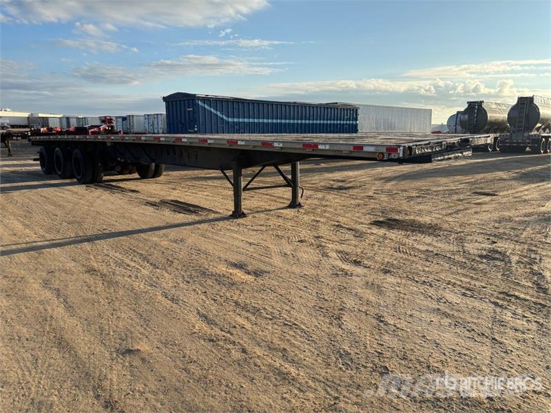 Lode King 53 ft Tri/A Flatbed Trailer Valníky