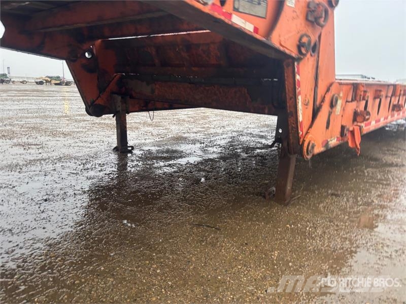 Lode King 55 ft Tri/A Folding Neck Trailer Tieflader
