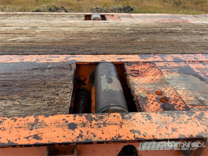 Lode King 55 ft Tri/A Folding Neck Trailer Lavetit