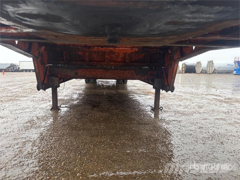 Lode King 55 ft Tri/A Folding Neck Trailer Tieflader