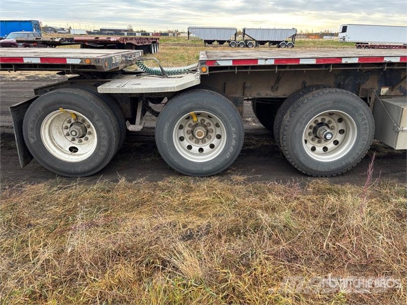 Lode King PF32-3 32 ft Super B-Train Lead Flatbed Trailer Lavaperävaunut
