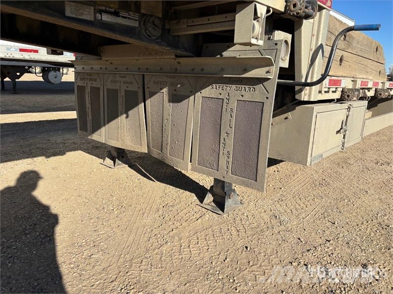 Lode King SDG53-2 53 ft T/A Spread Axle Step Deck Trailer Низкорамные прицепы