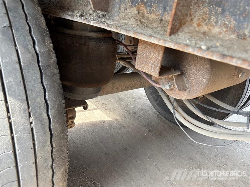 Lode King Super B-Train Grain Trailer Reboques de grãos e silagem
