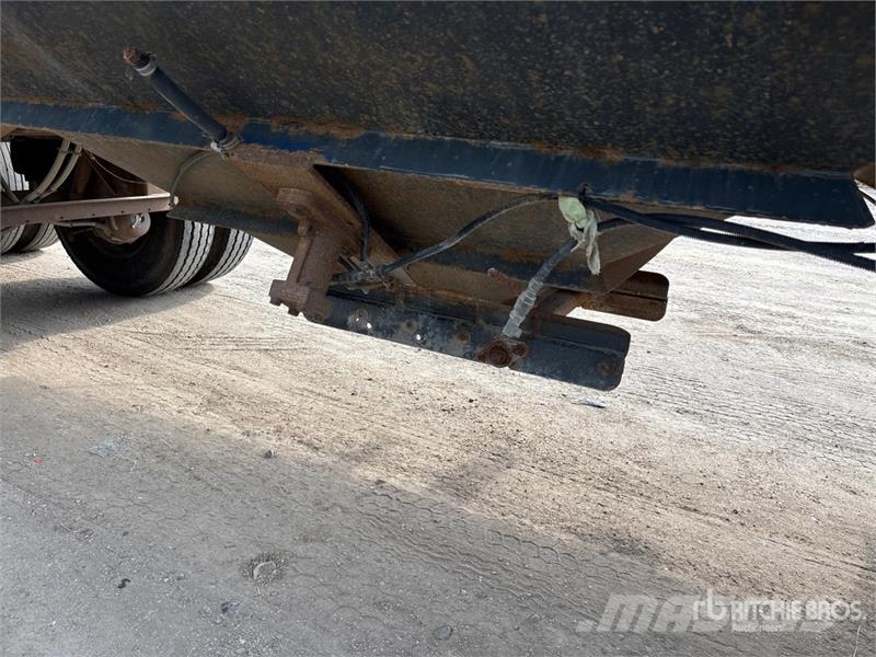 Lode King Super B-Train Grain Trailer Reboques de grãos e silagem