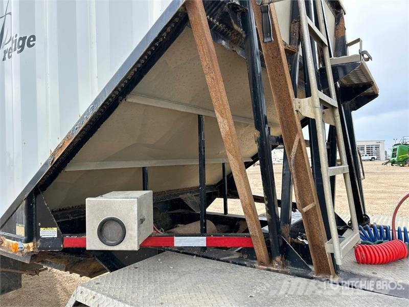 Lode King Super B-Train Grain Trailer Причепи перевантажувачі зерна