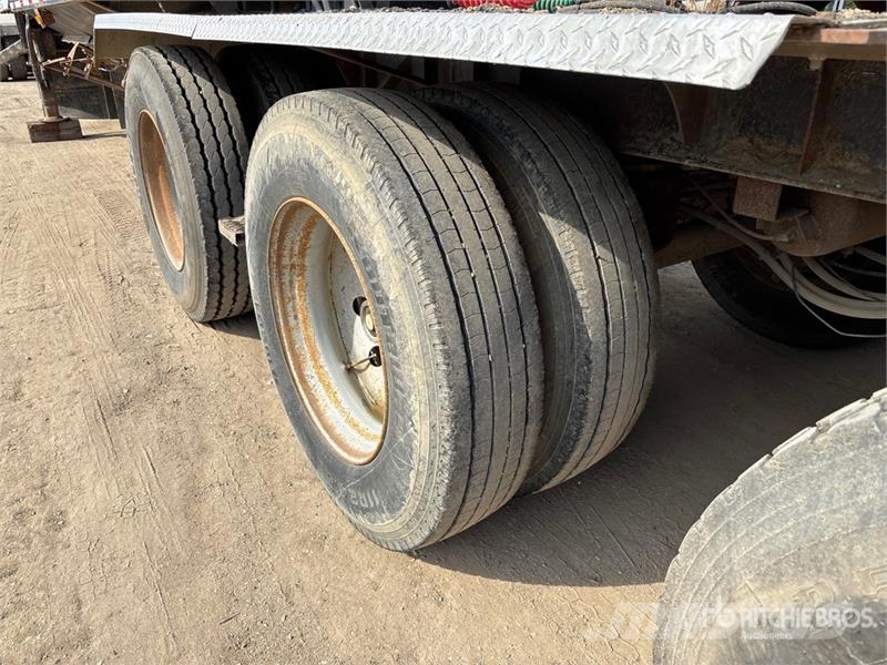Lode King Super B-Train Grain Trailer Reboques de grãos e silagem