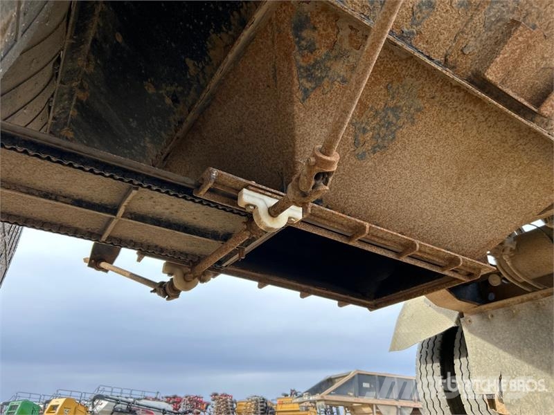 Lode King Super B-Train Grain Trailer Причепи перевантажувачі зерна
