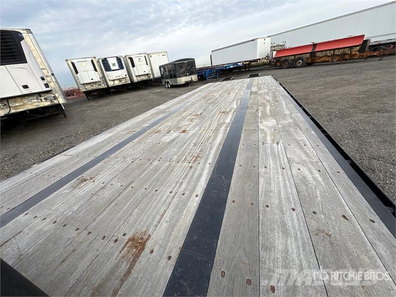 Lode King T/A Lowboy Trailer Mélybölcsős