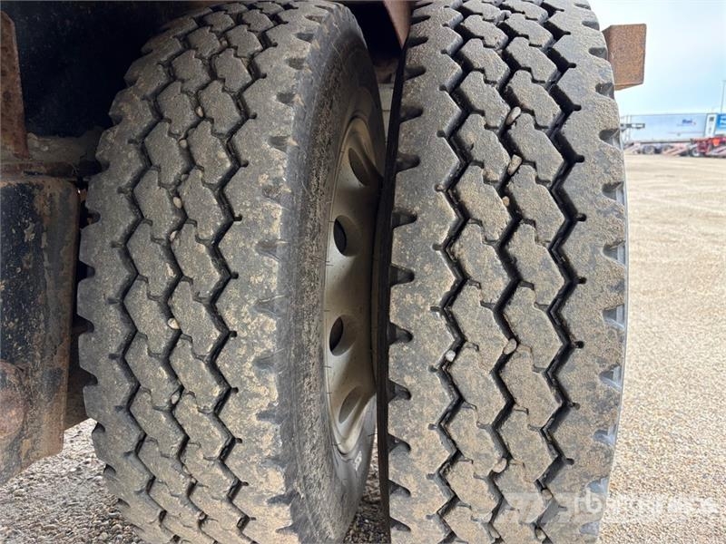 Lode King Tri/A 51 ft Extendable Step Deck Trailer Plataformas bajas