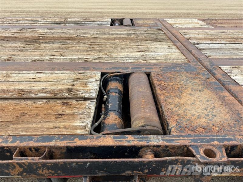 Lode King Tri/A 51 ft Extendable Step Deck Trailer Plataformas bajas