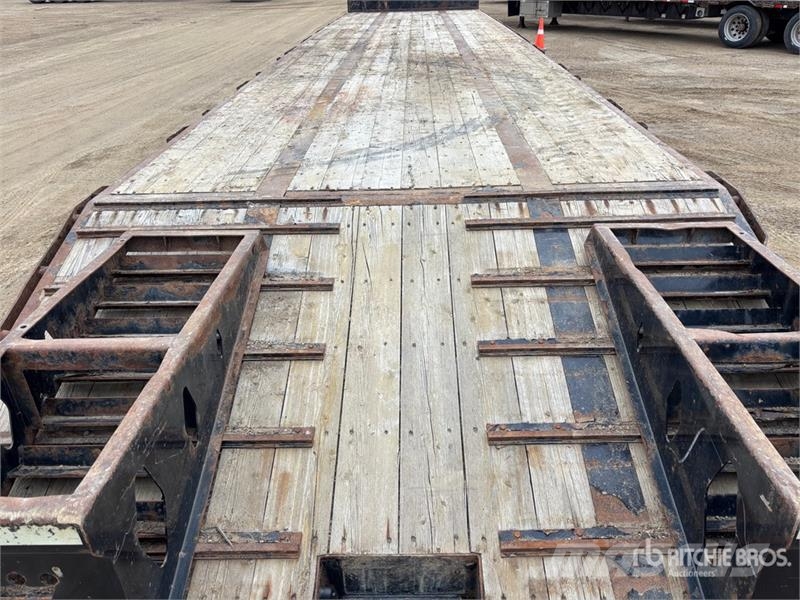 Lode King Tri/A Lowboy Trailer Nízko rámové nákladné automobily