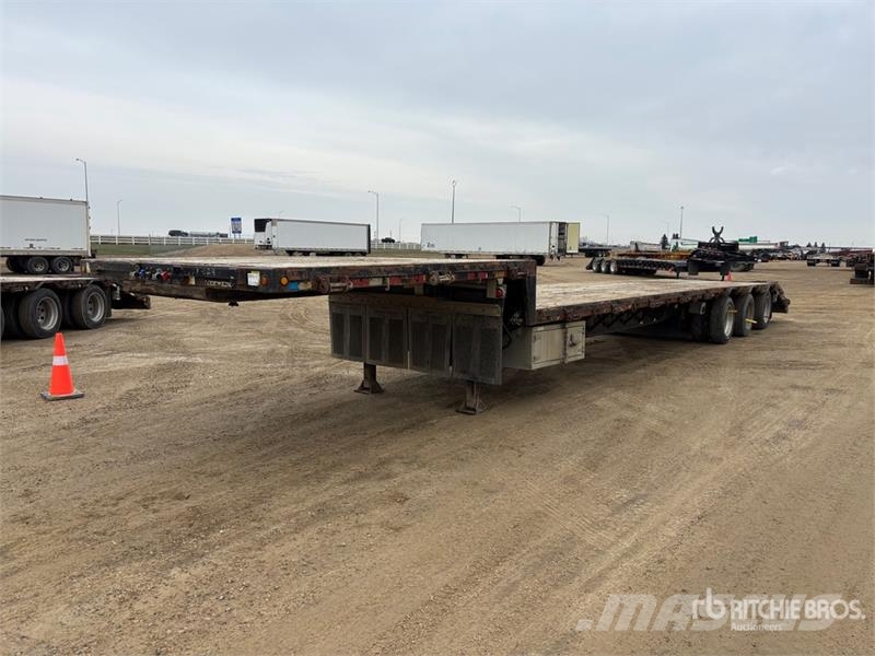Lode King Tri/A Lowboy Trailer Nízko rámové nákladné automobily