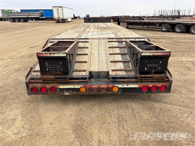 Lode King Tri/A Lowboy Trailer Nízko rámové nákladné automobily