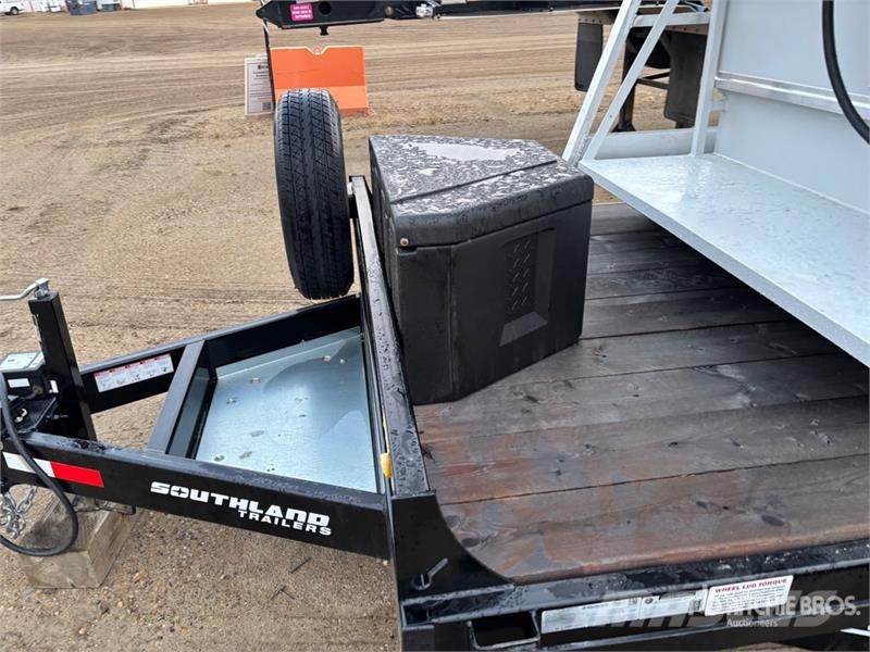  Lotic Technologies Inc SC-600 16 ft x 83 in 1 Pers Ostale prikolice