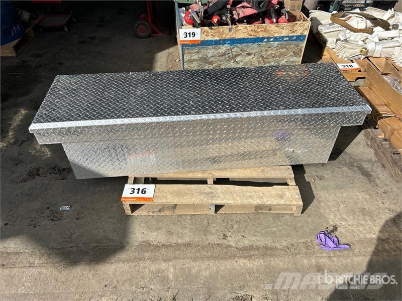 Lund Challenger Aluminum Tool Box Anlegg - Annet
